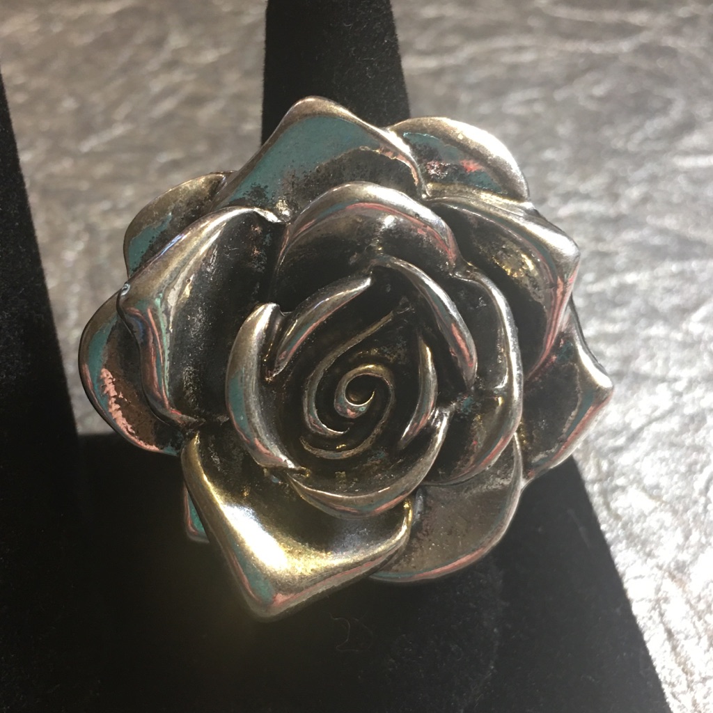 Fun Silver Flower Ring Expandable